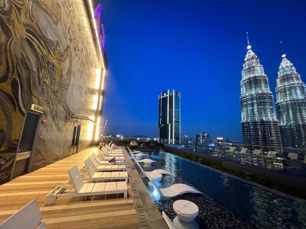Star Holiday Sky Pool Klcc Kuala Lumpur Eksteriør billede
