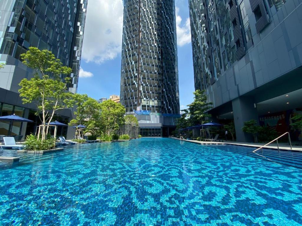 Star Holiday Sky Pool Klcc Kuala Lumpur Eksteriør billede