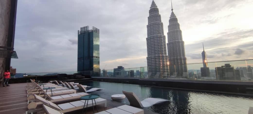 Star Holiday Sky Pool Klcc Kuala Lumpur Eksteriør billede