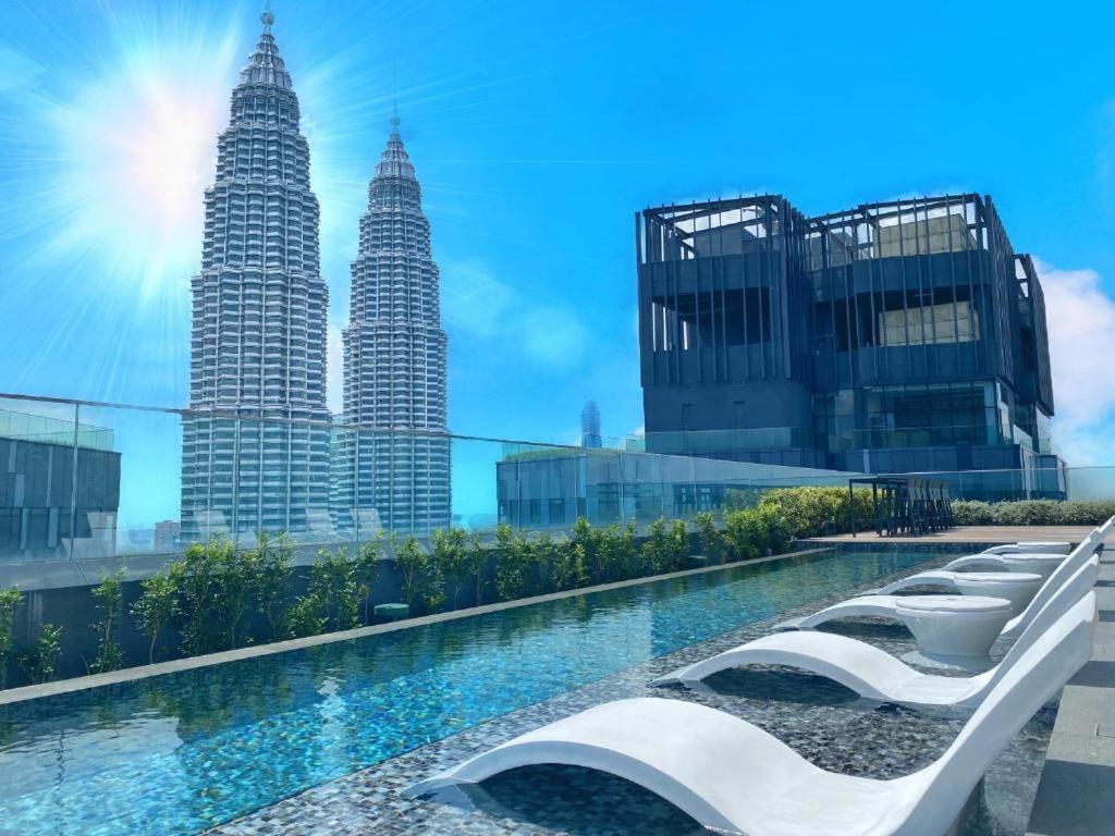 Star Holiday Sky Pool Klcc Kuala Lumpur Eksteriør billede