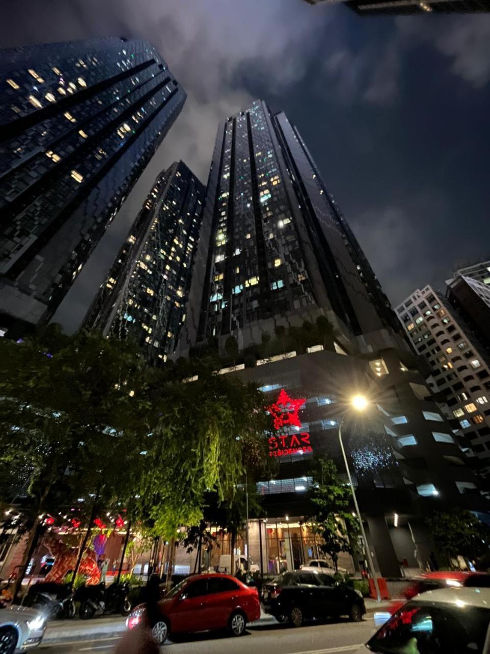 Star Holiday Sky Pool Klcc Kuala Lumpur Eksteriør billede